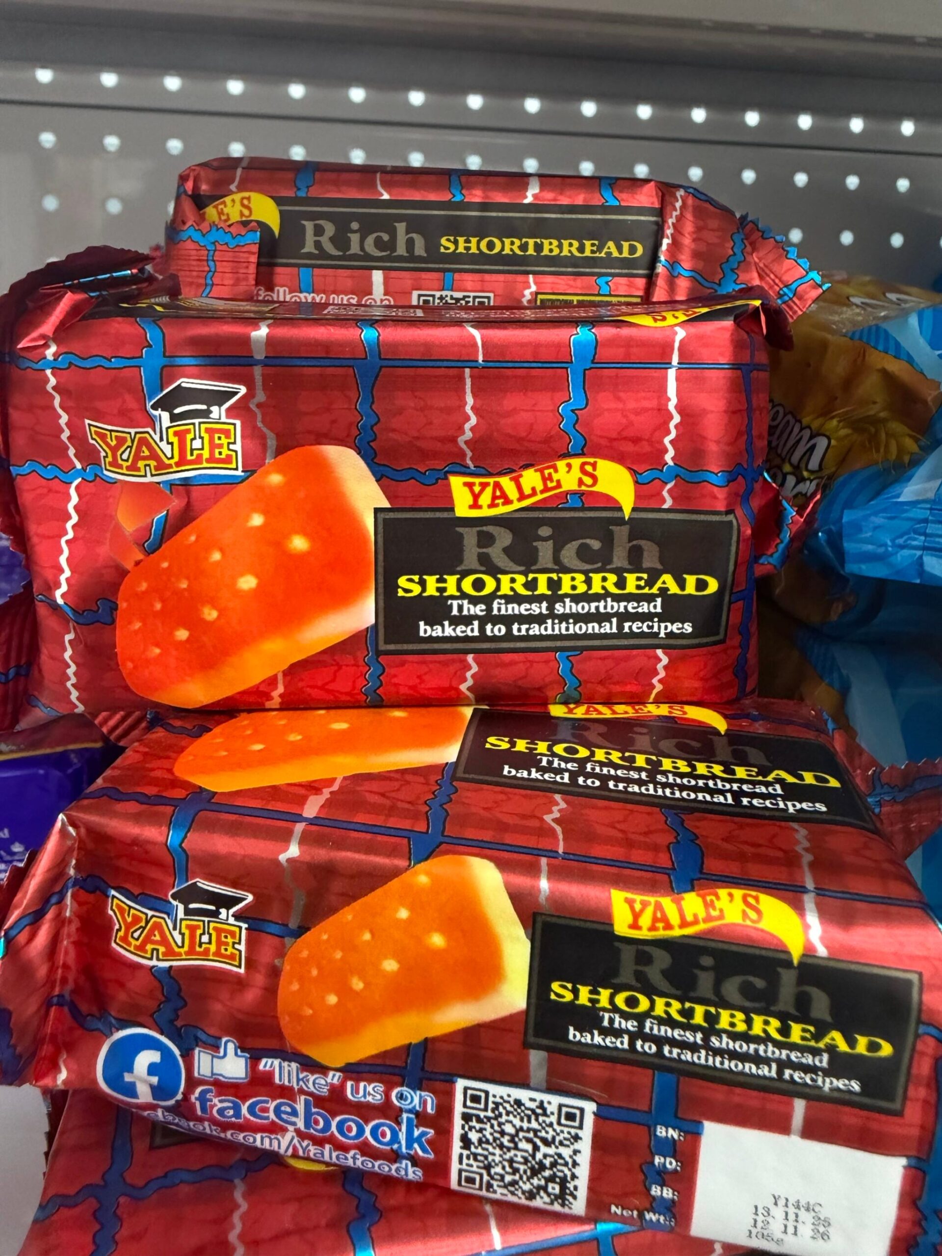 Yale shortbread